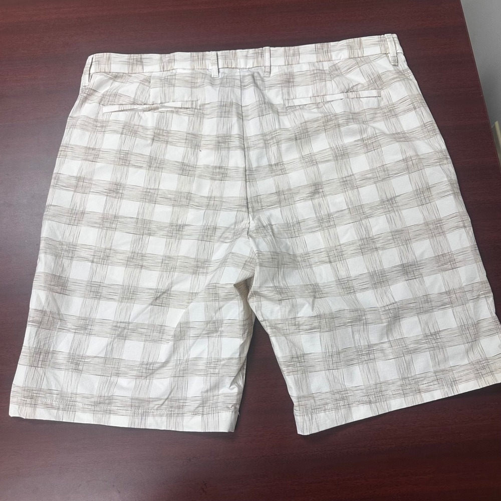 2- Tommy Bahama Shorts Mens 38 Island Plaid Performance Stretch Nylon Blend - Picture 6 of 10
